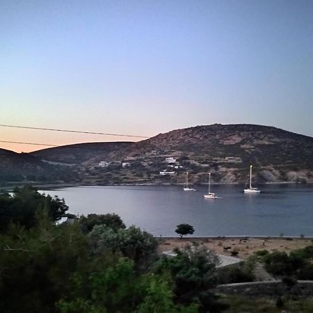 Glaros Studios Agriolivadi Patmos Skala  Luaran gambar