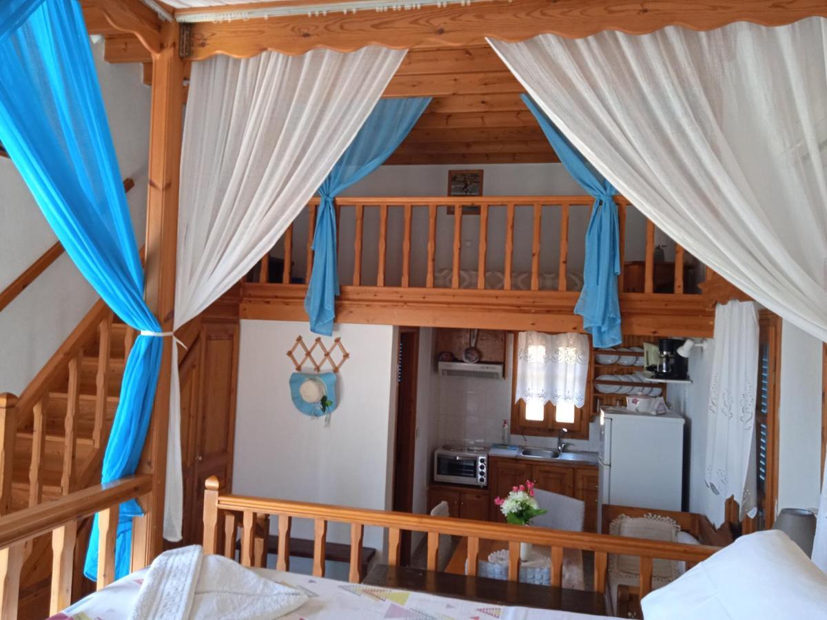 Glaros Studios Agriolivadi Patmos Skala  Luaran gambar